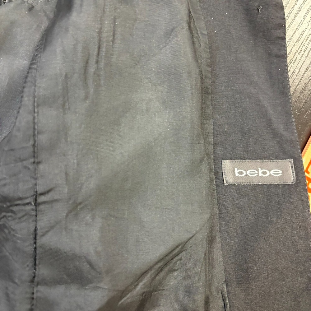 Bebe Dressy Blazer Jacket Womens SIZE 4 Black Cropped Lining Buttons READ - Picture 5 of 7